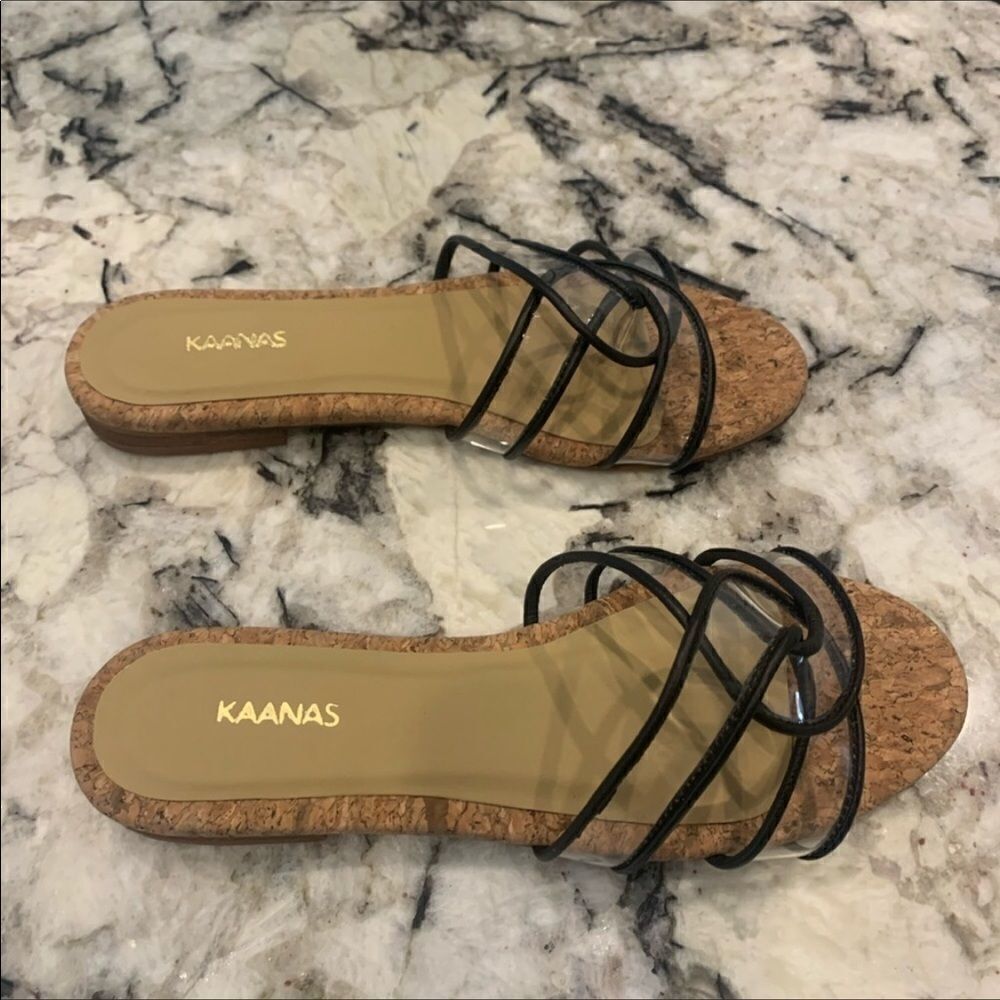 Kaanas Santorini Infinity Sandal Black Size 6 NWT